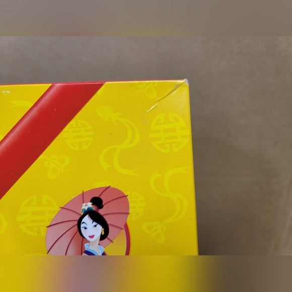 1998 Disney Mulan Satiny Shimmer Barbie Doll Mattel 19432 - Picture 5 of 12